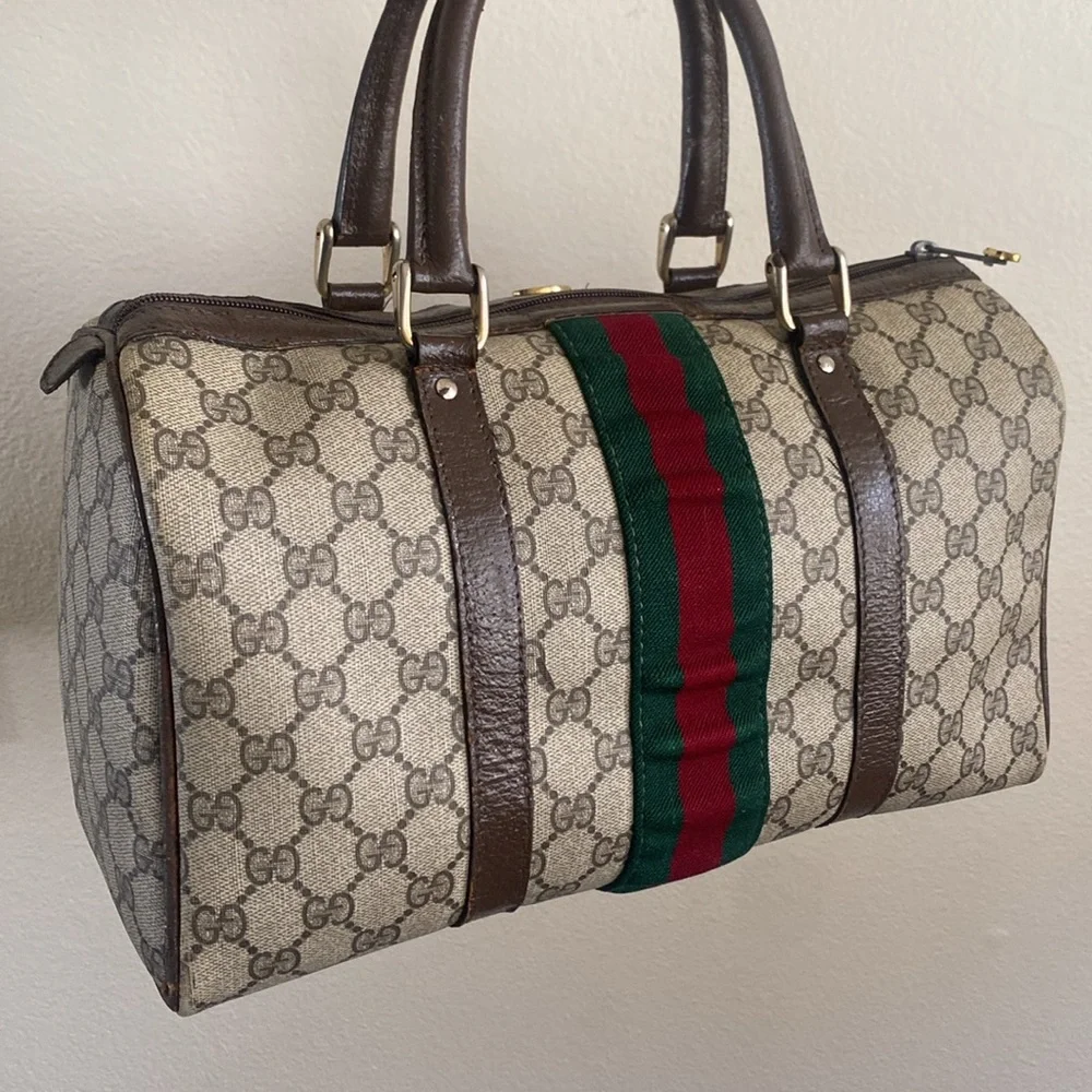 Authentic Gucci Boston Handbag with Cherryline - Picture 16 of 16